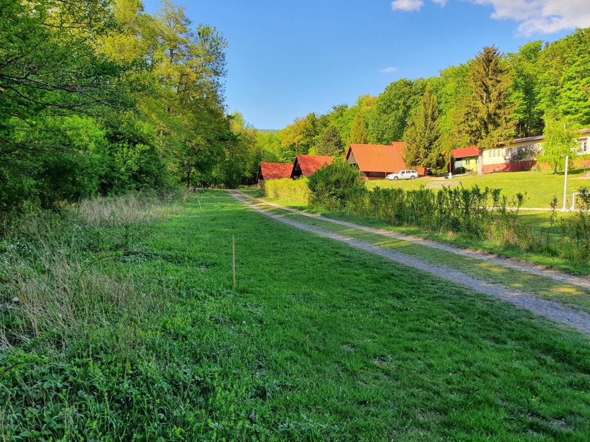 Záruby Resort Smolenice Exteriér fotografie